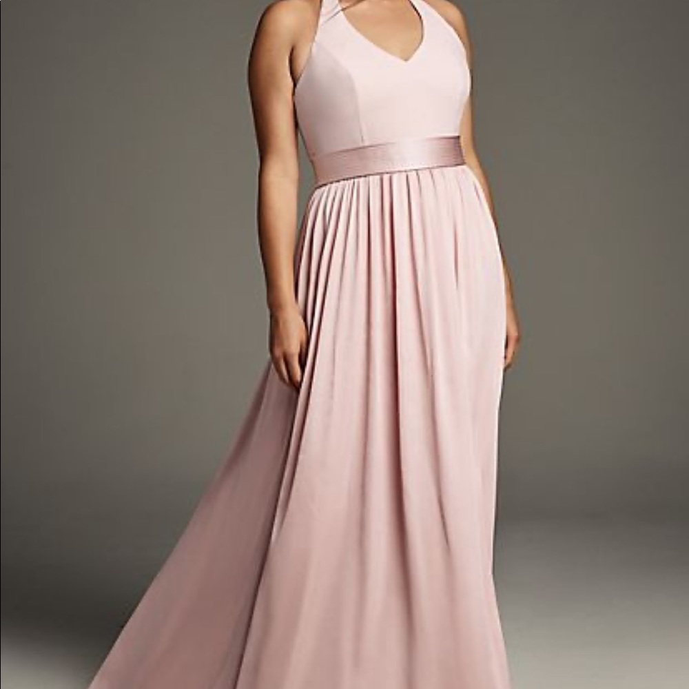 Vera Wang Bridesmaid’s Gown